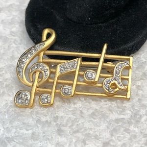 Pretty matte finish VINTAGE pin/brooch music theme  🎼